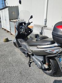 scooter Kymco 300