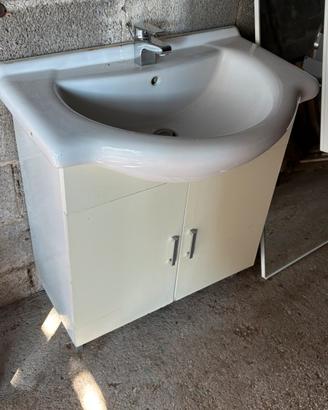 Mobile bagno con specchiera