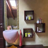 Mobile bagno con lampade