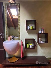 Mobile bagno con lampade