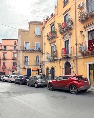 STESICORO- 2 Vani in zona strategica