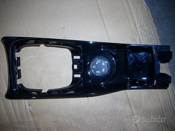 Tunnel peugeot 2008 anno 2016