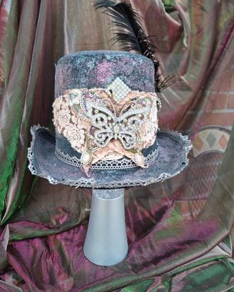 Mezza Tuba in Stile Steampunk