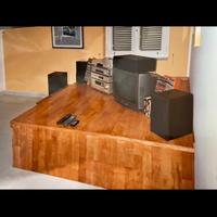 Pedana con letto matrimoniale