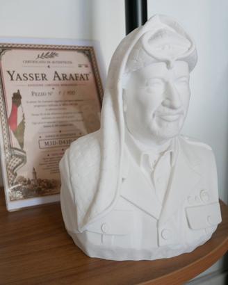 BUSTO YASSER ARAFAT™ 1/100 – COLLEZIONE POLITICI™