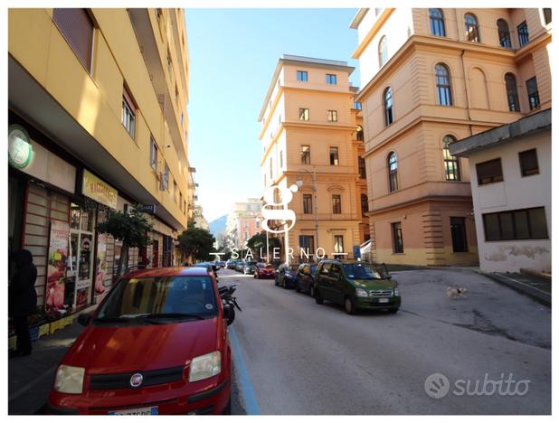 Box/Posto auto Salerno [Via VernieriVRG]