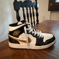 Jordan Mid Metalic Gold