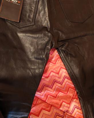 pantaloni in pelle