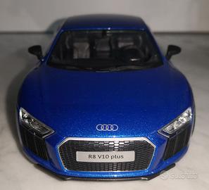 AUDI R8 V10 PLUS COUPE' (2015), 1/24 MAISTO