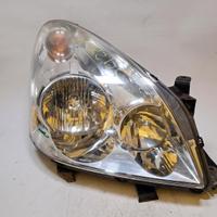 811300F080 FANALE ANTERIORE DX TOYOTA COROLLA VERS