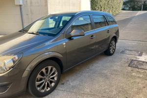 OPEL ASTRA 1.6 GPL 2010 IDEALE X FAMIGLIA