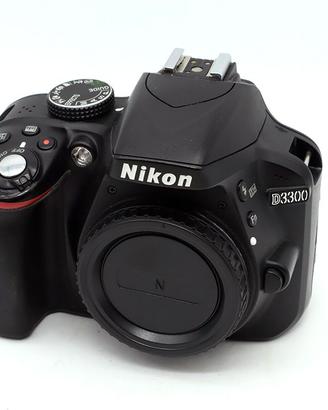 NIKON D3300 CORPO