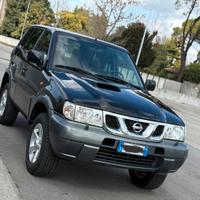 Nissan Terrano II