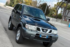 Nissan Terrano II