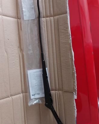 Braccio tergicristallo per VW PASSAT (3B6) (3B
