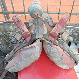 2 selle con relativo finimenti 