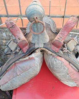 2 selle con relativo finimenti 