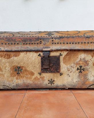 Antico Baule in Pelle 