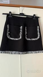 Minigonna nera ASOS con dettagli frange chic