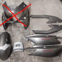 Kymco xciting 500 R carene  ricambi ecc ...