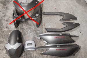 Kymco xciting 500 R carene  ricambi ecc ...