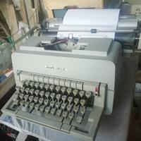 macchina da scrivere olivetti