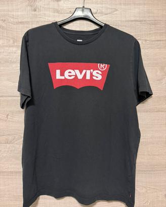 T-Shirt Levi’s