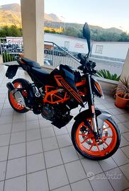 KTM 125 Duke - 2022