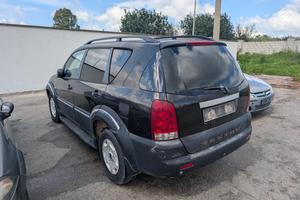 Ssangyong rexton gab 2.7 xdi 4x4 165cv ricambi-