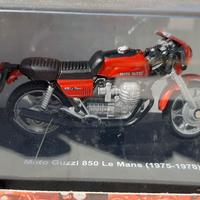 Modellino Moto Guzzi 850 Le Mans 75-78