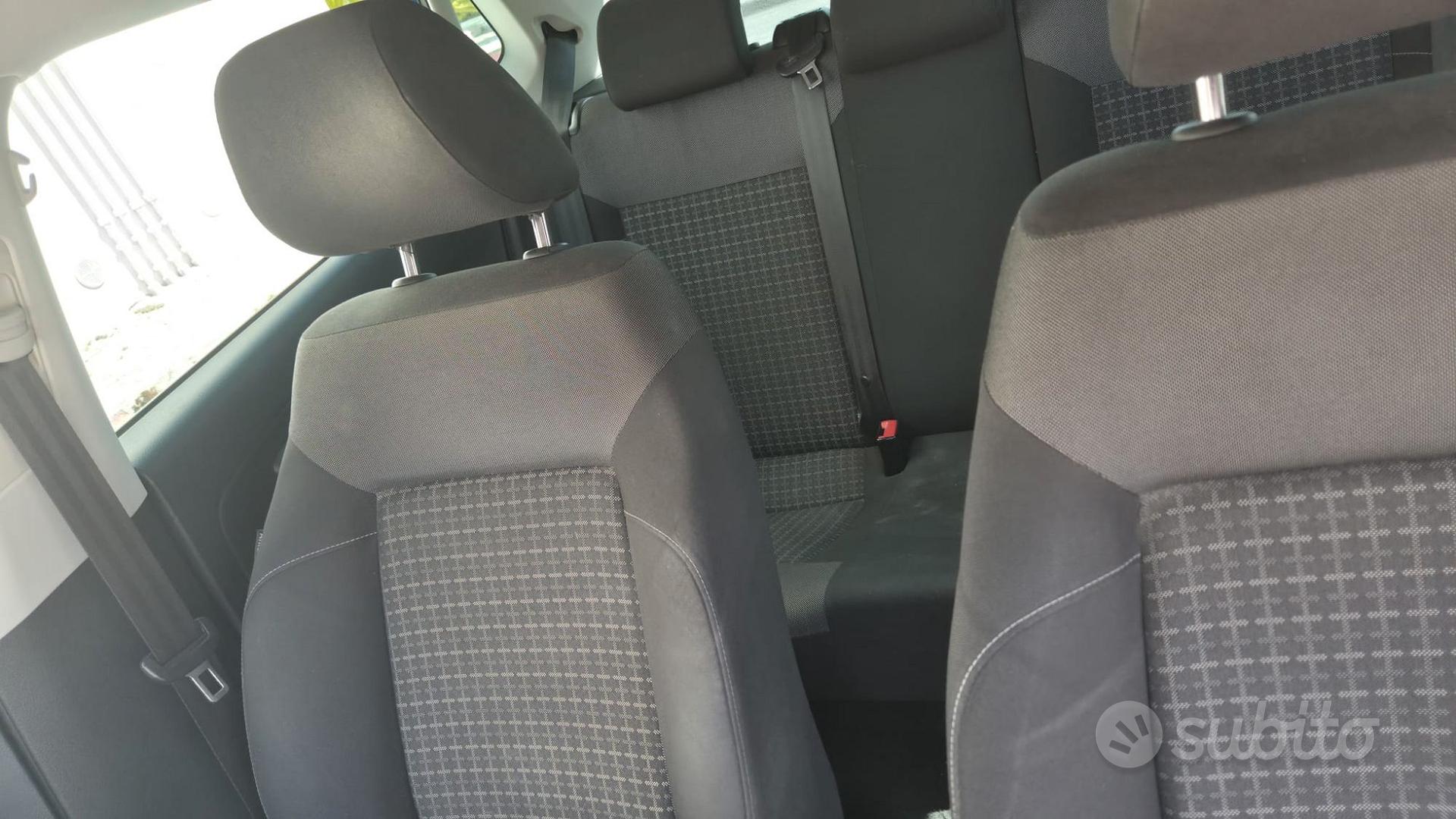 Volkswagen Polo 2016 photo 4