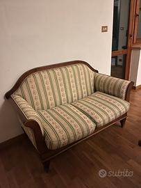 Divano in vero legno