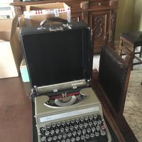 Macchina da scrivere