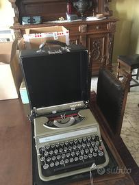 Macchina da scrivere