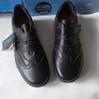 Scarpe speciali per diabetici, in pelle con velcro