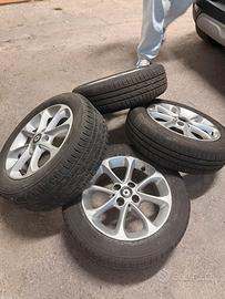 Gomme auto smart for four