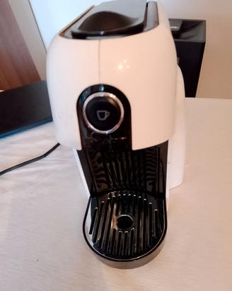 Macchina da caffè Bialetti a capsule – bianca e ne