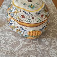 zuppiera in ceramica 