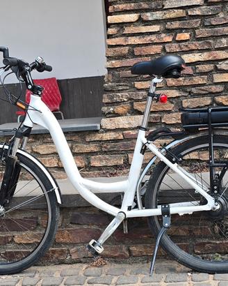 Bici pedalata assistita elettrica Olbia Budoni