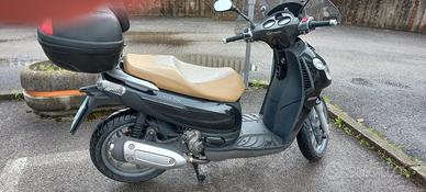 Piaggio Carnaby 250 - 2012