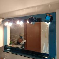 Specchiera in vetro da bagno