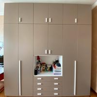 Armadio 6 ante L270 x h 290