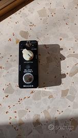 Mooer Black secret (clone ProcoRat) + tuner Rowin