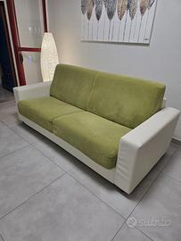 DIVANO LETTO  TRE POSTI