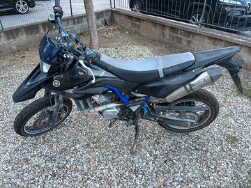 wr 125 x