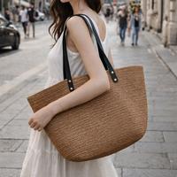 Borsa tote in Rafia, fatta a mano ad uncinetto.