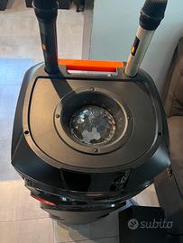 Cassa con microfono e strobo