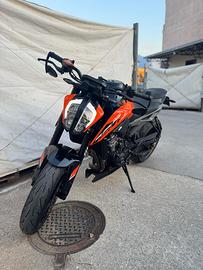 Ktm Duke 790