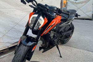 Ktm Duke 790