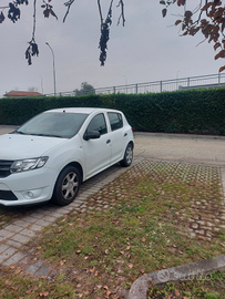 DACIA SANDERO 2 gpl nativo della casa